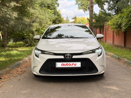 2022 Toyota Levin XII (E210) Рестайлинг, белый, 1680000 рублей, вид 3