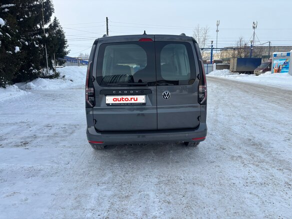 2022 Volkswagen Caddy Maxi V, серый, 4650000 рублей - вид 4