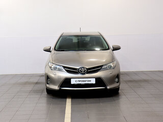 2013 Toyota Auris II, бежевый, 849000 рублей, вид 2