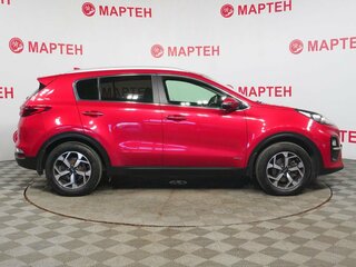 2019 Kia Sportage IV Рестайлинг, красный, 1895000 рублей, вид 4