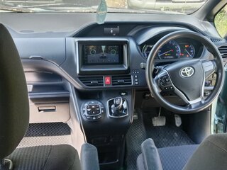 2014 Toyota Noah III (R80), зелёный, 1321000 рублей, вид 5