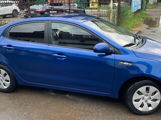 2012 Kia Rio 4-speed III, синий, 700000 рублей, вид 3