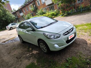 2011 Hyundai Solaris I, белый, 450000 рублей, вид 2