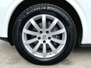 2021 Porsche Cayenne III, белый, 7070000 рублей, вид 4
