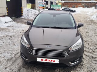 2017 Ford Focus III Рестайлинг, коричневый, 990000 рублей, вид 1