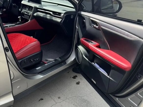 2020 Lexus RX 300 IV Рестайлинг, серый, 4600000 рублей - вид 16