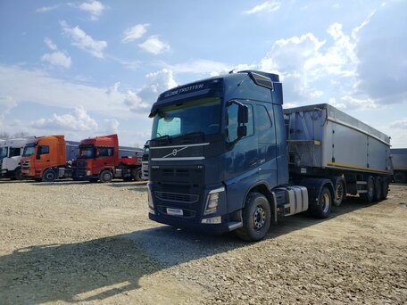 2020 Volvo FH, синий, 8041000 рублей, вид 1