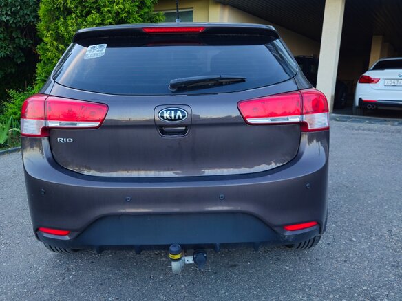 2016 Kia Rio III Рестайлинг, коричневый, 1045000 рублей - вид 2