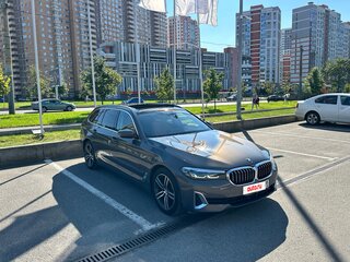 2020 BMW 5 серии 520d VII (G30/G31/G38) Рестайлинг, серый, 4500000 рублей, вид 3