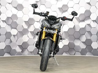 2022 Triumph Speed Triple, чёрный, 1379000 рублей, вид 5