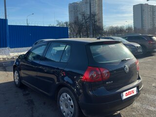 2004 Volkswagen Golf V, синий, 400000 рублей, вид 4