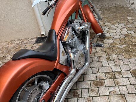 2011 Honda VT 1300CX Fury, оранжевый, 570000 рублей, вид 3