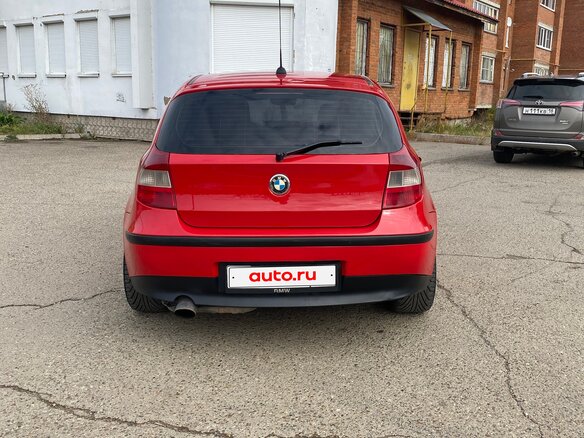 2006 BMW 1 серии 116i I (E81/E82/E87/E88), красный, 600000 рублей - вид 14