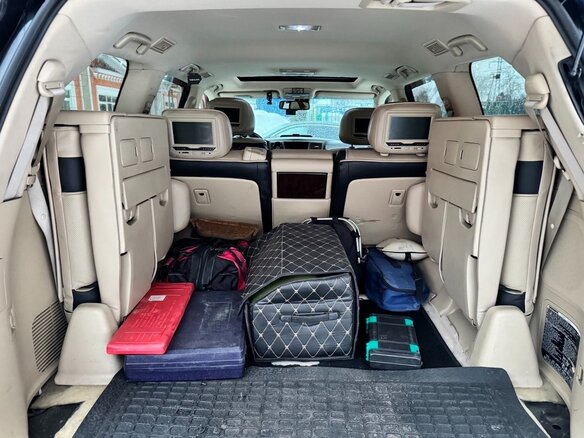 2010 Lexus LX 570 III, чёрный, 4150000 рублей - вид 13
