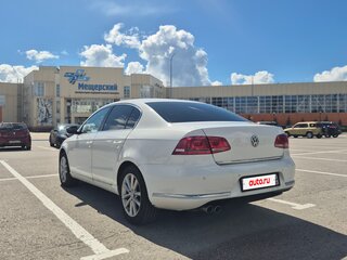 2013 Volkswagen Passat B7, белый, 1000000 рублей, вид 3