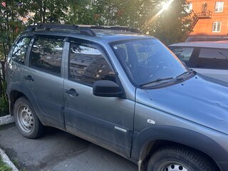2012 Chevrolet Niva I Рестайлинг, серый, 500000 рублей, вид 2