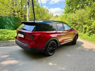 2020 Ford Explorer VI, красный, 4250000 рублей, вид 5
