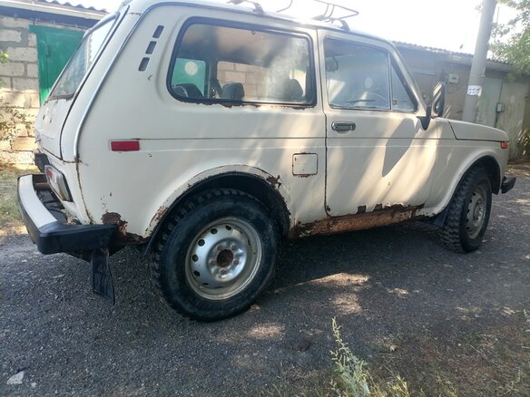 1986 Lada (ВАЗ) 2121 (4x4) I, бежевый - вид 4