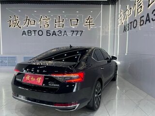 2022 Skoda Superb III Рестайлинг, чёрный, 2290000 рублей, вид 4