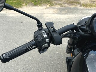 2022 Honda CMX 1100 Rebel, серый, 900000 рублей, вид 5