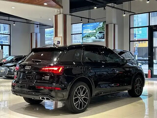 2026 Audi Q5 L 45 TFSI II (FY) Рестайлинг, чёрный, 6220000 рублей, вид 5