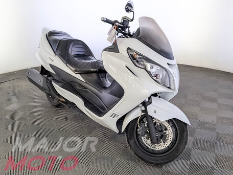 2010 Suzuki Burgman (SkyWave) 400, белый, 315000 рублей, вид 2