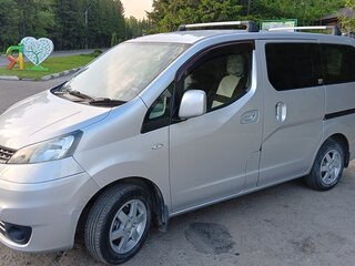 2011 Nissan NV200, серебристый, 1550000 рублей, вид 2