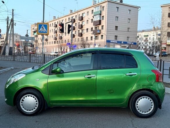 2005 Toyota Vitz II (XP90), зелёный, 250000 рублей - вид 7