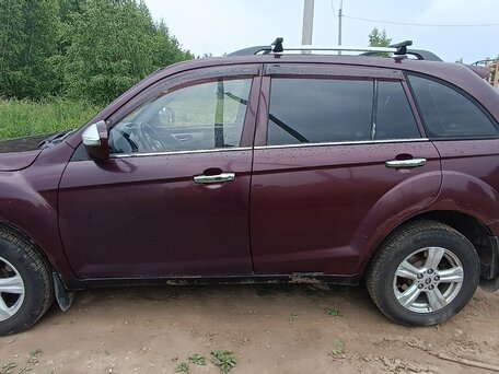 2014 Lifan X60 I, пурпурный, 400000 рублей, вид 4