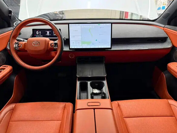 2025 Toyota bZ3X 58.3 kWh, белый, 2890000 рублей - вид 12