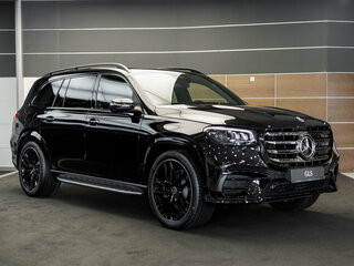 2026 Mercedes-Benz GLS 450 II (X167) Рестайлинг, чёрный, 18585000 рублей, вид 3