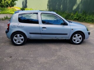 2001 Renault Clio II Рестайлинг, серебристый, 375000 рублей, вид 3