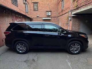 2016 Toyota Highlander III (XU50), чёрный, 2750000 рублей, вид 4