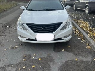 2011 Hyundai Sonata VI (YF), белый, 1100000 рублей, вид 1