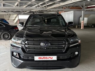2017 Toyota Land Cruiser 200 Series Рестайлинг 2, чёрный, 5900000 рублей, вид 2