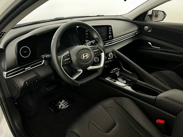 2023 Hyundai Elantra VII (CN7) Рестайлинг, белый - вид 10