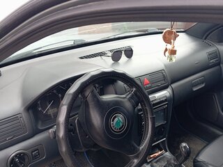 2008 Skoda Octavia I (A4) Рестайлинг, серебристый, 400000 рублей, вид 5