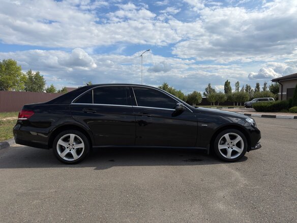 2015 Mercedes-Benz E-Класс 200 IV (W212, S212, C207) Рестайлинг, чёрный - вид 9
