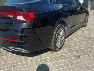 2021 Kia K5 III, чёрный, 2200000 рублей, вид 4