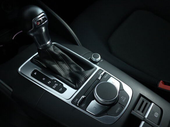 2017 Audi A3 III (8V) Рестайлинг, синий, 1747900 рублей - вид 15