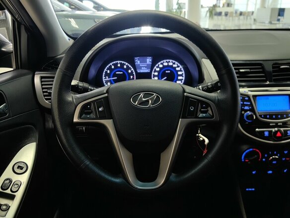 2011 Hyundai Solaris I, серый - вид 10