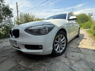 2011 BMW 1 серии 116i II (F20/F21), белый, 880000 рублей, вид 3