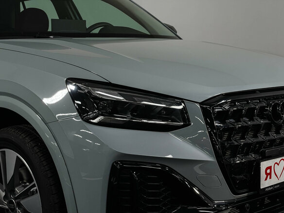 2025 Audi Q2 L 35 TFSI I Рестайлинг, серый, 4100000 рублей - вид 3