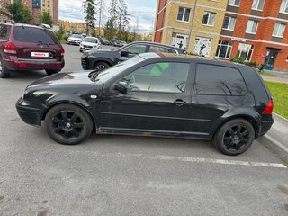 2003 Volkswagen Golf IV, чёрный, 175000 рублей, вид 3