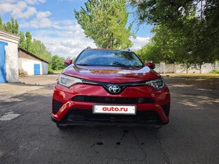 2017 Toyota RAV4 IV (XA40) Рестайлинг, красный, 2000000 рублей, вид 1