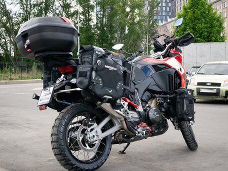 2021 Ducati Multistrada V4, красный, 1970000 рублей, вид 4