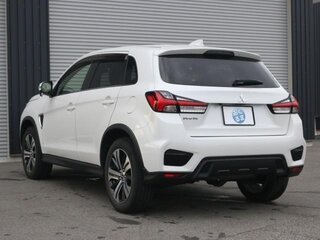 2022 Mitsubishi RVR III Рестайлинг 3, белый, 1450217 рублей, вид 4