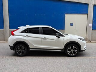 2020 Mitsubishi Eclipse Cross I, белый, 1569000 рублей, вид 4