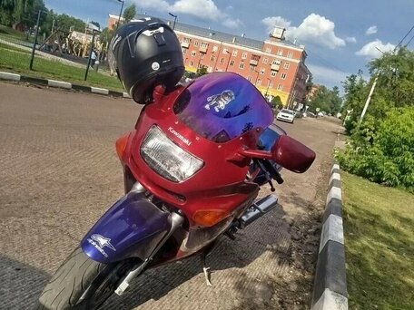 1993 Kawasaki ZZR 600, красный, 310000 рублей, вид 1