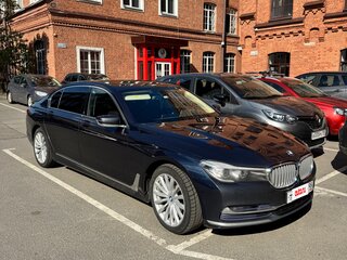 2016 BMW 7 серии Long 730Ld xDrive VI (G11/G12), синий, 2550000 рублей, вид 2